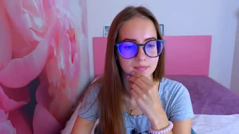 Kristina Adel online show from 10-22-25, 06:46