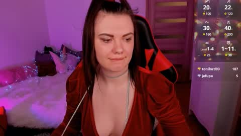 Snapshot of kristina_logan chatting on 12-29-24, 07:11 Kristina online show from 12-29-24, 07:11