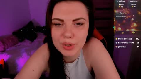 Snapshot of kristina_logan chatting on 01-03-25, 09:05 Kristina online show from 01-03-25, 09:05