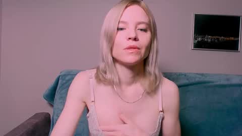 Snapshot of kristina_vagner chatting on 02-11-26, 01:43 kristina_vagner online show from 02-11-26, 01:43