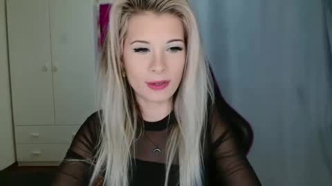 KristineAmore online show from 10-30-25, 07:21