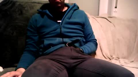 kristoffer220 online show from 03-09-25, 07:37