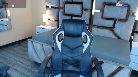 Kristtal  online show from 01-16-26, 12:09