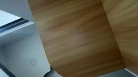 kristylior online show from 11-17-25, 10:32