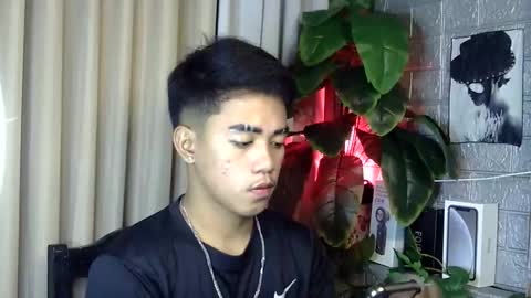 kritthanarkorn online show from 01-15-26, 12:21