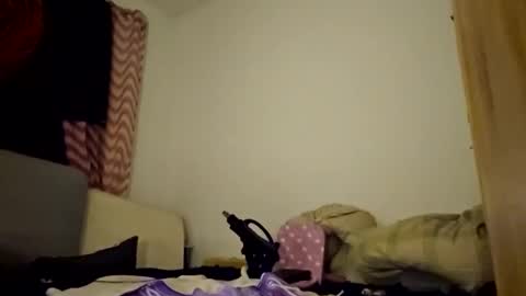 Tommy online show from 11-25-25, 02:11