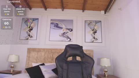 Snapshot of krystal_park chatting on 02-24-25, 12:16 krystal online show from 02-24-25, 12:16