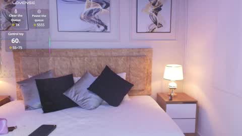 Snapshot of krystal_park chatting on 02-27-25, 11:20 krystal online show from 02-27-25, 11:20