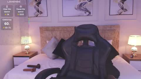 Snapshot of krystal_park chatting on 02-28-25, 08:31 krystal online show from 02-28-25, 08:31