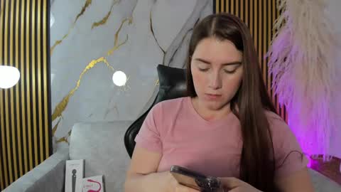 Snapshot of krystalevans chatting on 09-14-25, 08:08 Krystal online show from 09-14-25, 08:08
