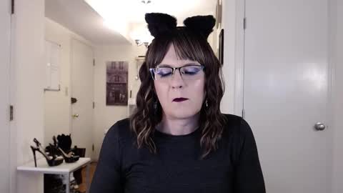 Cait online show from 02-22-26, 11:47