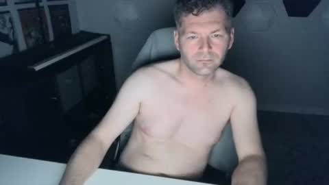 kukt_again online show from 11-30-25, 01:37