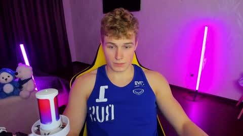Snapshot of kurt_hanssen chatting on 12-18-24, 03:33 kurt_hanssen online show from 12-18-24, 03:33