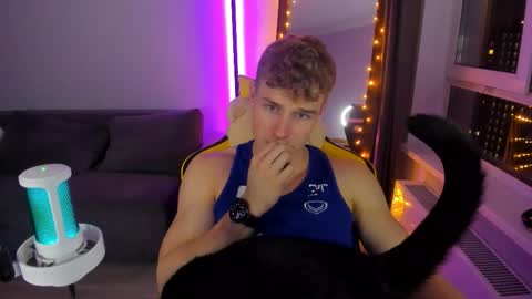 kurt_hanssen online show from 10-25-25, 07:52