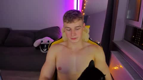 kurt_hanssen online show from 11-11-25, 08:09