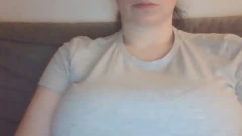 kusia032132 online show from 02-26-25, 09:05
