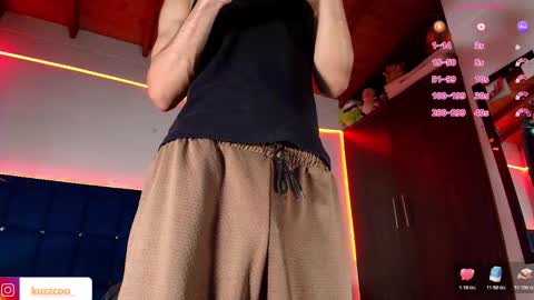 Snapshot of kuzzcoo chatting on 10-24-25, 11:34 kuzzcoo online show from 10-24-25, 11:34