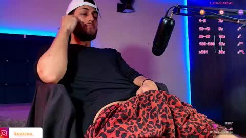 Snapshot of kuzzcoo chatting on 11-27-25, 02:41 kuzzcoo online show from 11-27-25, 02:41