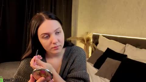 Kvetachka Thu-Sun 0900am-1500pmGTM2 online show from 11-26-25, 02:12