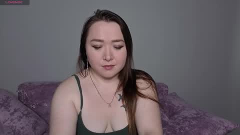 Snapshot of kyeacloser chatting on 02-20-26, 04:31 kyeacloser online show from 02-20-26, 04:31