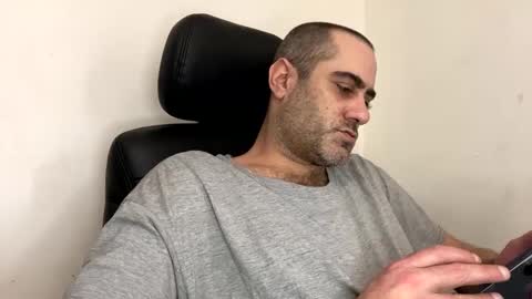 kyle67527 online show from 02-06-25, 04:14