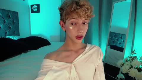 Kyle Cooper online show from 12-31-24, 04:27