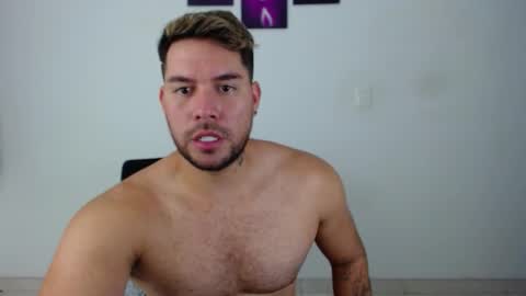 Snapshot of kyle_wilson_ chatting on 10-11-25, 04:55 Kyle Wilson Follow me online show from 10-11-25, 04:55