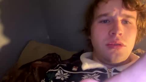 Snapshot of kylelovepussy69 chatting on 02-18-25, 12:17 kylelovepussy69 online show from 02-18-25, 12:17