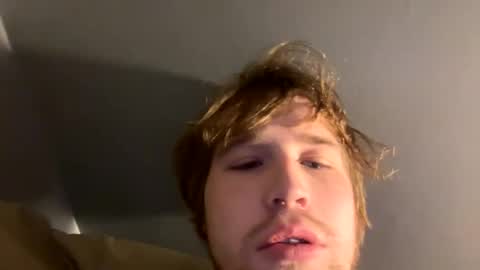 Snapshot of kylelovepussy69 chatting on 03-09-25, 12:31 kylelovepussy69 online show from 03-09-25, 12:31