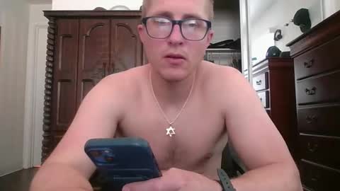 Snapshot of kyleracepearson chatting on 03-22-26, 09:07 kylerace online show from 03-22-26, 09:07