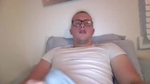 Snapshot of kyleracepearson chatting on 04-10-26, 02:28 kylerace online show from 04-10-26, 02:28