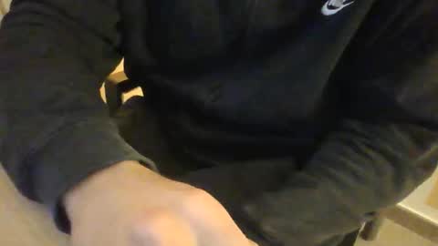 Kylian online show from 01-06-26, 12:36