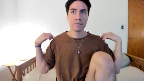 Kylian Zarate online show from 11-23-25, 05:51