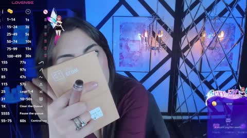 Kylie online show from 12-21-24, 01:42
