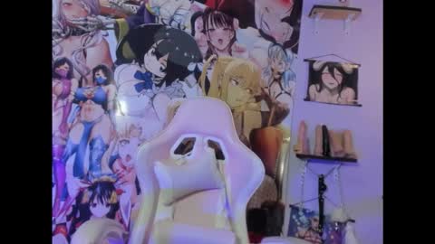  KYLIE online show from 10-12-25, 04:33