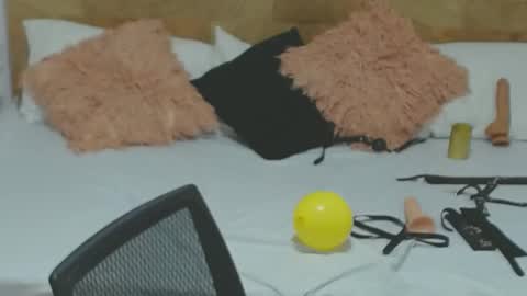Melissa online show from 01-23-25, 04:26