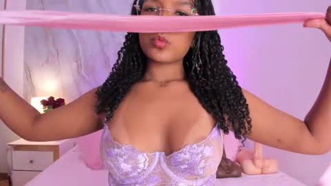 Kylie  online show from 12-02-25, 08:37