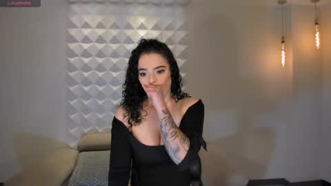 Snapshot of kyliejenkins1 chatting on 10-26-25, 11:16 Kylie Jenkins online show from 10-26-25, 11:16