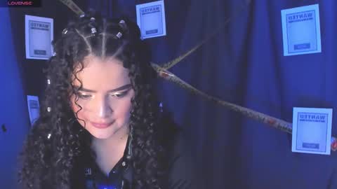 Snapshot of kyliejenkins1 chatting on 10-31-25, 01:45 Kylie Jenkins online show from 10-31-25, 01:45