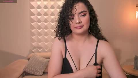 Snapshot of kyliejenkins1 chatting on 11-08-25, 11:21 Kylie Jenkins online show from 11-08-25, 11:21