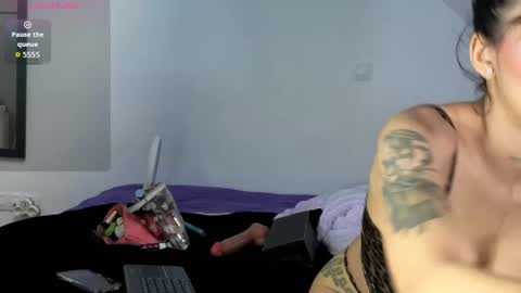 Snapshot of kyliemamihottie chatting on 10-27-25, 10:08 kyliemamihottie online show from 10-27-25, 10:08