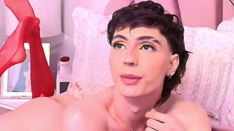 Snapshot of kyliemonnet chatting on 10-30-25, 05:53 Kylie jl online show from 10-30-25, 05:53