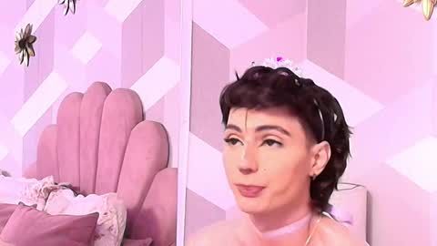 Snapshot of kyliemonnet chatting on 11-09-25, 05:00 Kylie jl online show from 11-09-25, 05:00