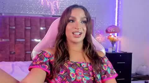 Kylie online show from 09-23-25, 04:26