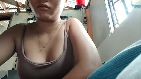 Snapshot of kyliexx98 chatting on 09-21-25, 11:39 kylie online show from 09-21-25, 11:39