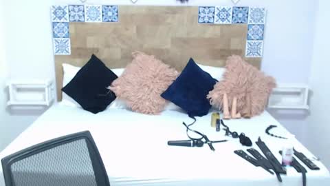 Kylie online show from 01-31-25, 05:21