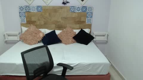 Kylie online show from 02-01-25, 06:43