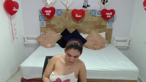 Kylie online show from 02-16-25, 03:05