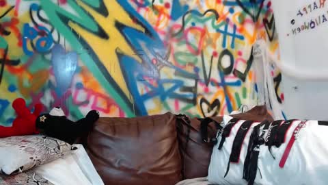 Kylie online show from 11-02-25, 10:50