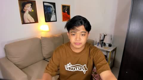 Snapshot of kyll_collins chatting on 01-04-25, 07:44 kyll_collins online show from 01-04-25, 07:44